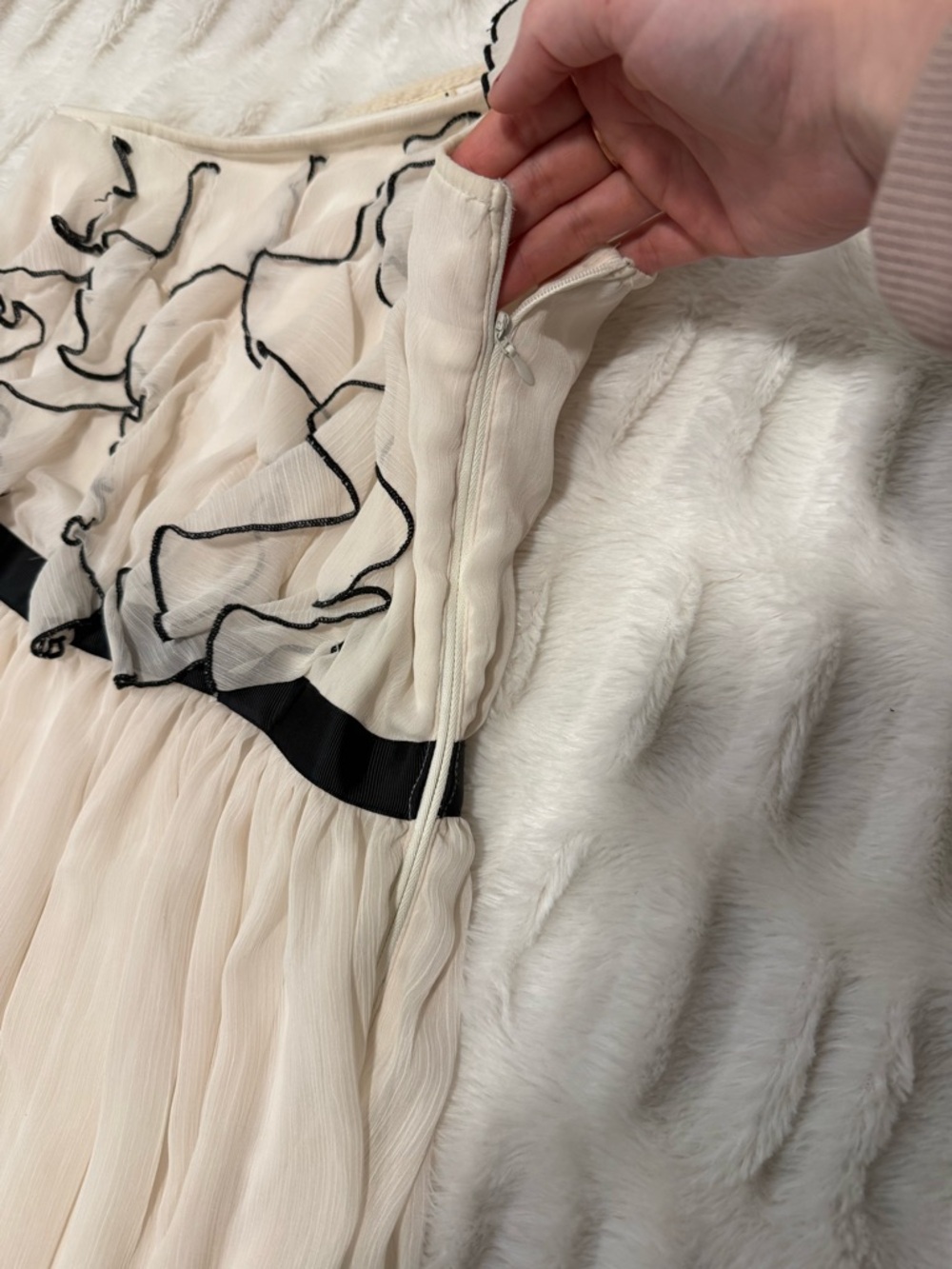 Olsenboye One Shoulder Ruffle Formal Dress - Picture 2 of 8